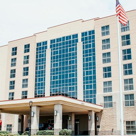 Hotel Topeka At City Center Екстериор снимка