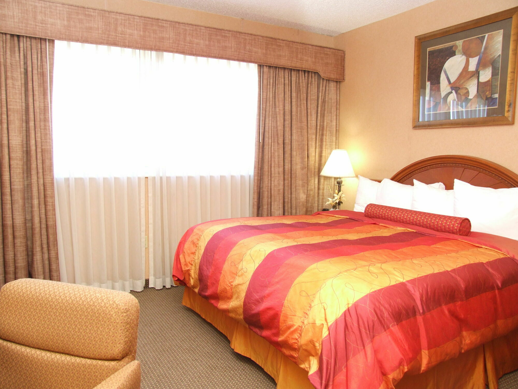 Hotel Topeka At City Center Екстериор снимка